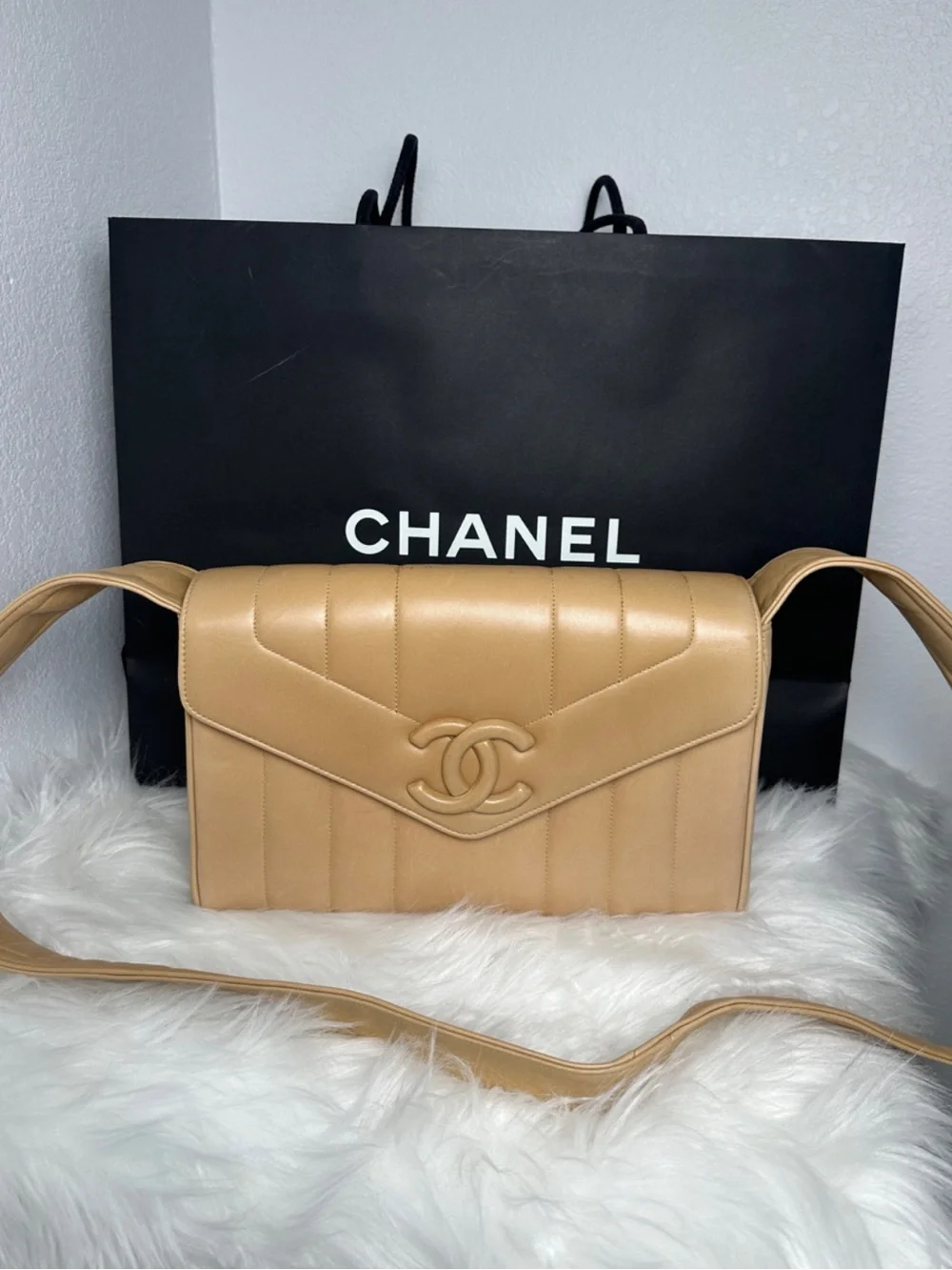 💯Authentic Vintage Chanel CC Logo Shoulder Bag – Beige Lambskin 🍀